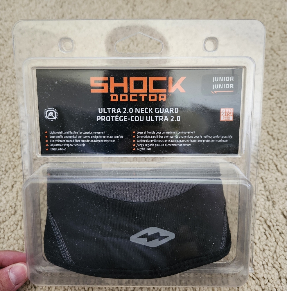 Shock Doctor Hockey Ultra 2.0 Neck Guard NWT Junior Size NWT